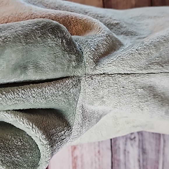 NWT FIFTH♡SUN PLUSH BUTTERFLY TWO-PIECE LOUNGE SET - Picture 7 of 16